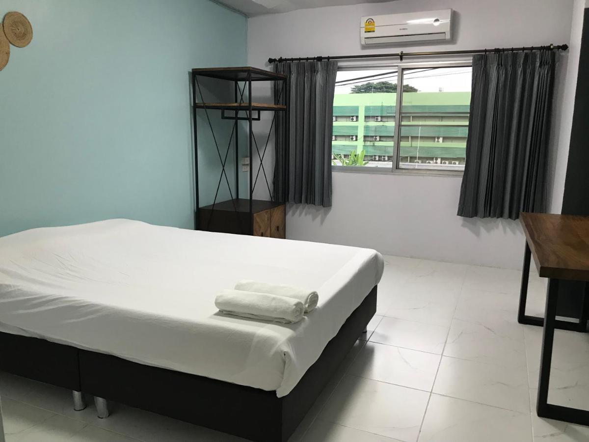 Nimman Expat Home Чиангмай Екстериор снимка